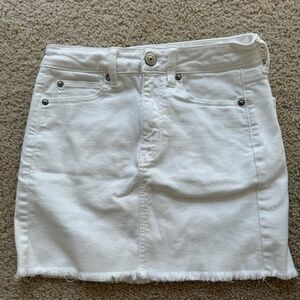 American eagle white skirt